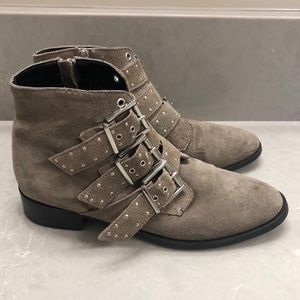 {Topshop} Taupe Booties